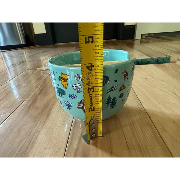 Disney Winnie the Pooh Allover Icons 20-Ounce Ramen Bowl and Chopstick Set - Picture 4 of 7